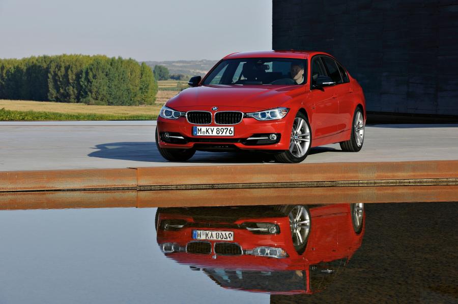  BMW 3-Series 2012 года  (фото 152 из 191)
